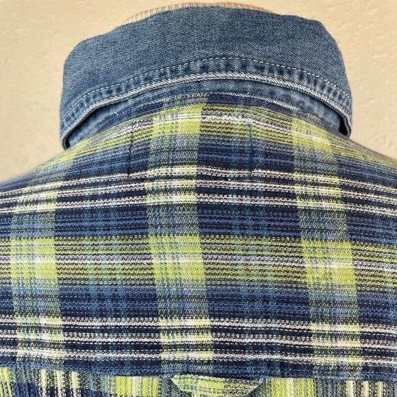 Relay Company Short Sleeve Flannel Button Down Top - Picture 7 of 8